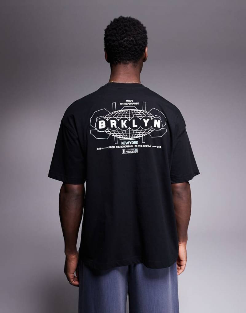 ASOS DESIGN - Oversize-T-Shirt in Schwarz mit Street-Grafik von ASOS DESIGN