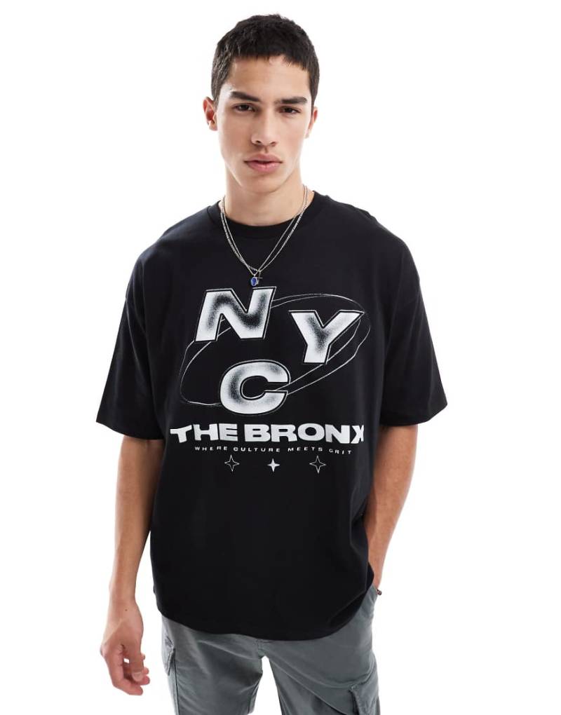 ASOS DESIGN - Oversize-T-Shirt in Schwarz mit Street-Grafik von ASOS DESIGN