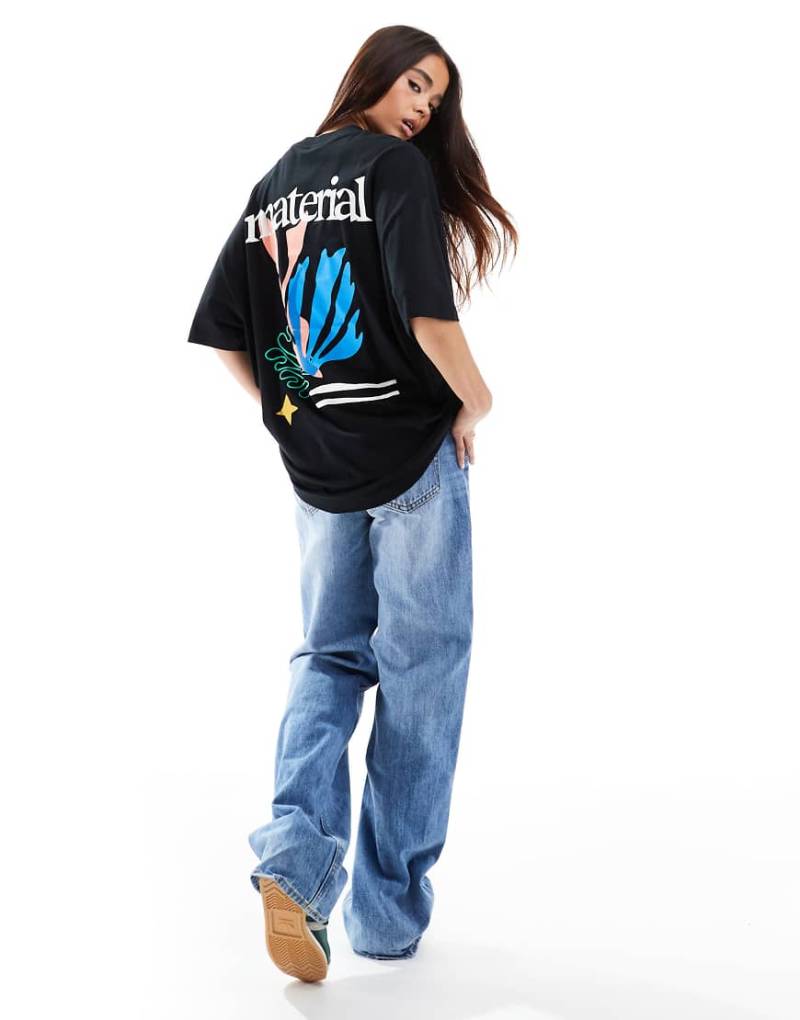 ASOS DESIGN - Oversize-T-Shirt in Schwarz mit abstraktem Print von ASOS DESIGN