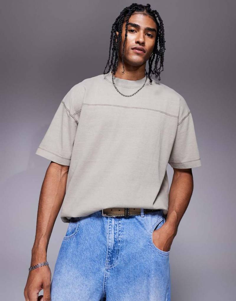ASOS DESIGN - Oversize-T-Shirt in Steinbeige mit Ziernaht und Waschung-Neutral von ASOS DESIGN