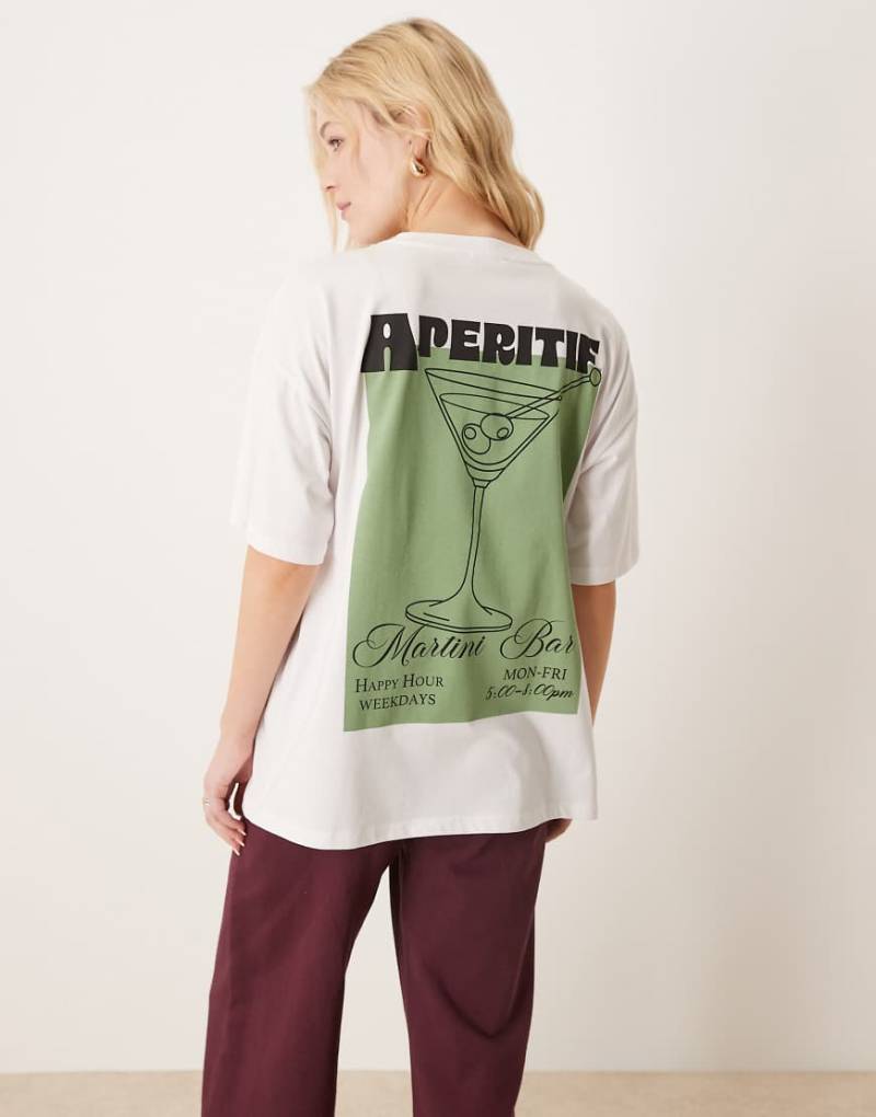ASOS DESIGN - Oversize-T-Shirt in Weiß mit „Aperitif"-Cocktail-Print von ASOS DESIGN