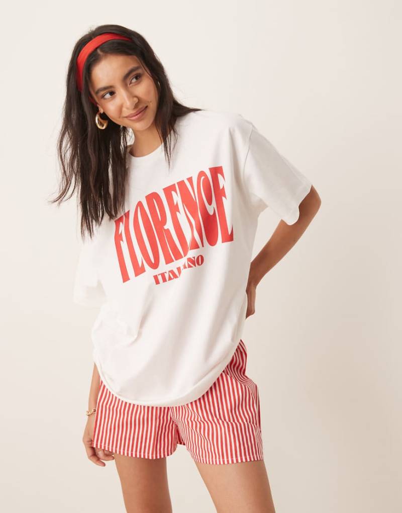 ASOS DESIGN - Oversize-T-Shirt in Weiß mit „Florence"-Print von ASOS DESIGN