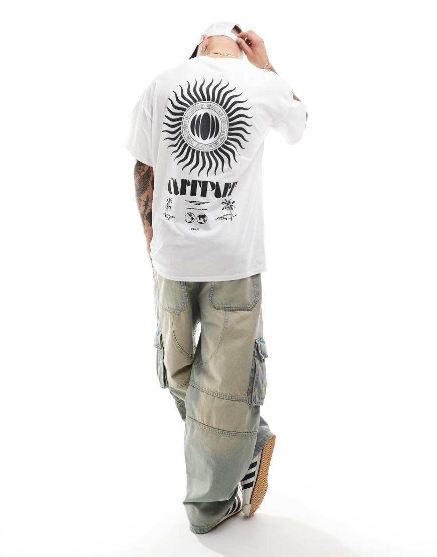 ASOS DESIGN - Oversize-T-Shirt in Weiß mit Himmelskörper-Print hinten ASOS DESIGN - Oversize-T-Shirt in Weiß mit Himmelskörper-Print hinten von ASOS DESIGN