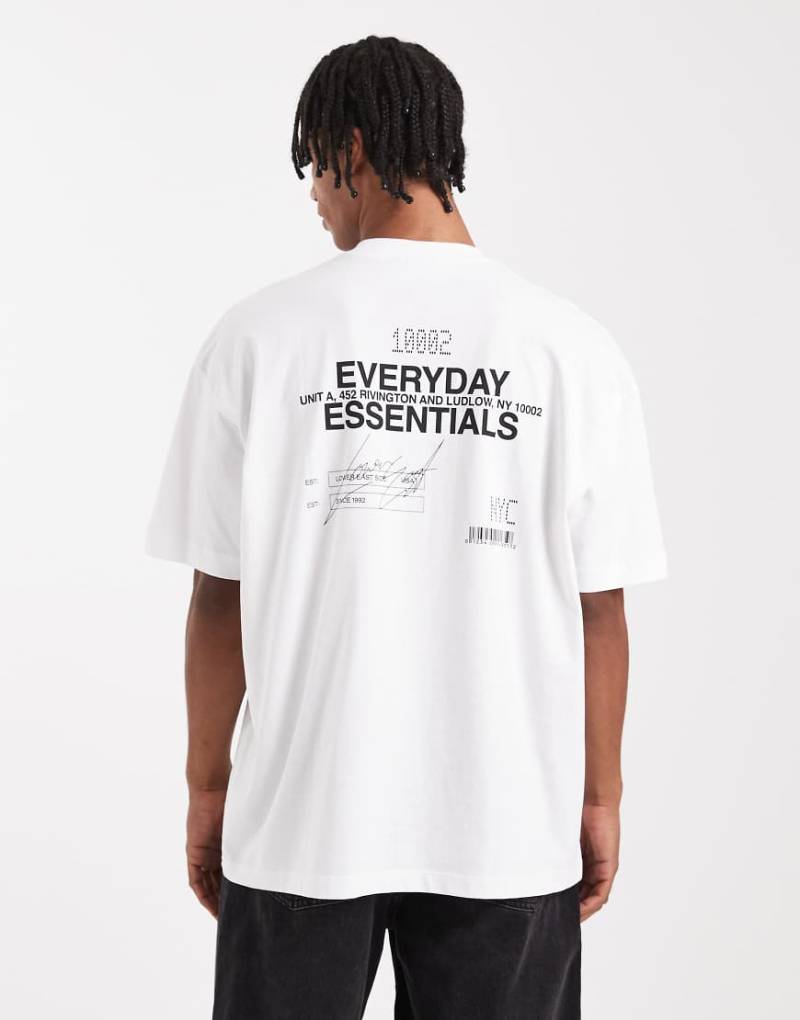 ASOS DESIGN - Oversize-T-Shirt in Weiß mit Textprint am Rücken ASOS DESIGN - Oversize-T-Shirt in Weiß mit Textprint am Rücken von ASOS DESIGN