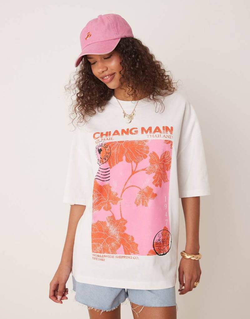 ASOS DESIGN - Oversize-T-Shirt in Weiß mit Thailand-Print von ASOS DESIGN