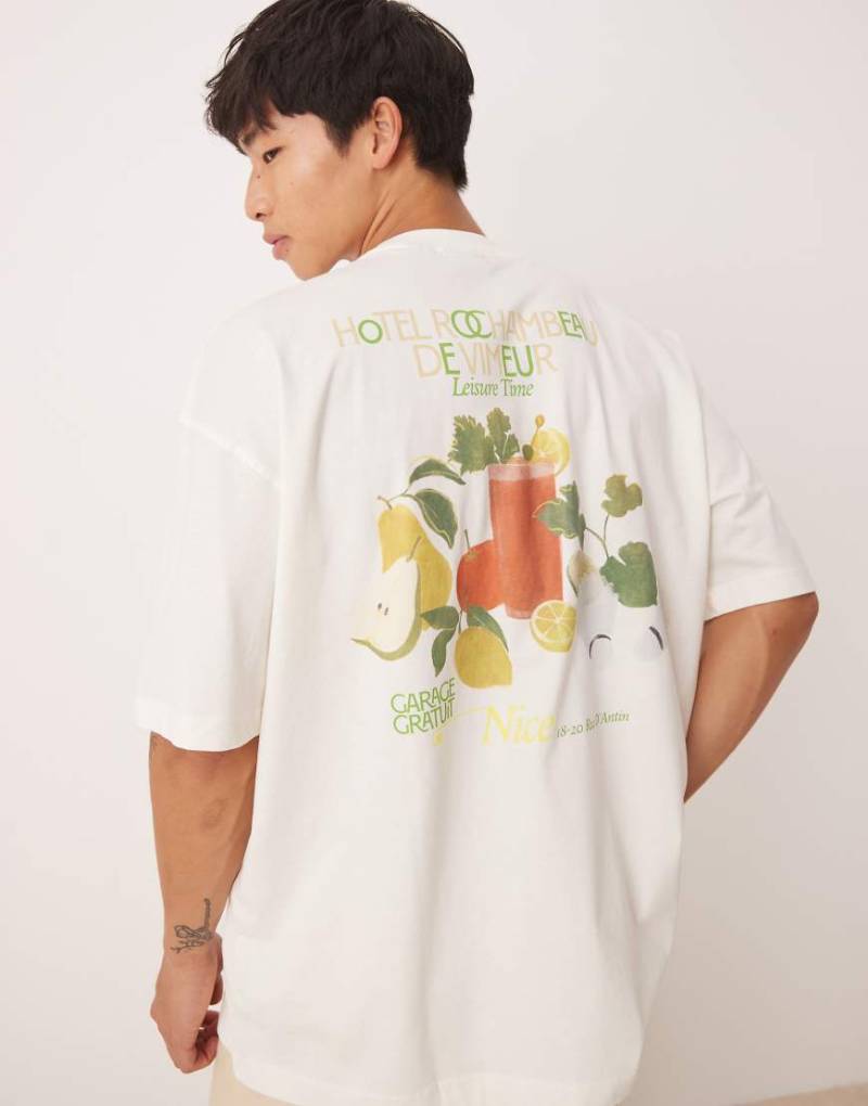 ASOS DESIGN - Oversize-T-Shirt in Wollweiß mit Hochsommer-Grafikprint von ASOS DESIGN