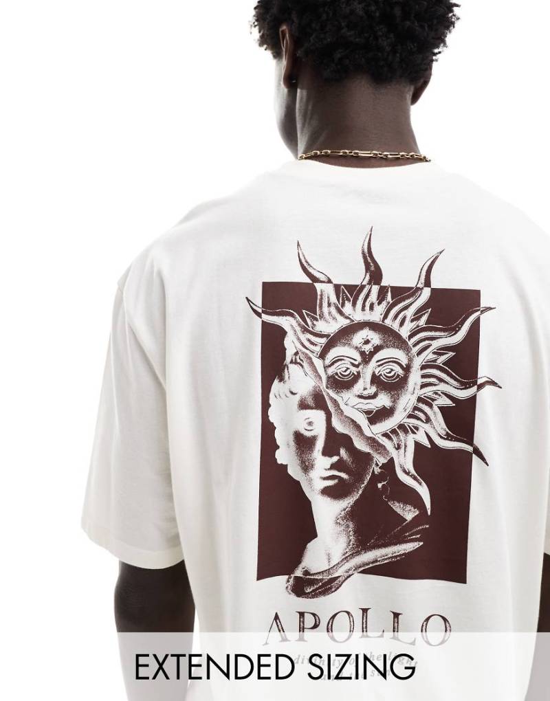 ASOS DESIGN - Oversize-T-Shirt in gebrochenem Weiß mit Renaissance-Print auf dem Rücken von ASOS DESIGN