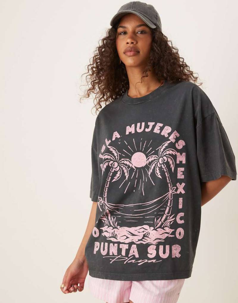 ASOS DESIGN - Oversize-T-Shirt in verwaschenem Anthrazit mit Palmen-Mexico-Grafikprint-Grau von ASOS DESIGN