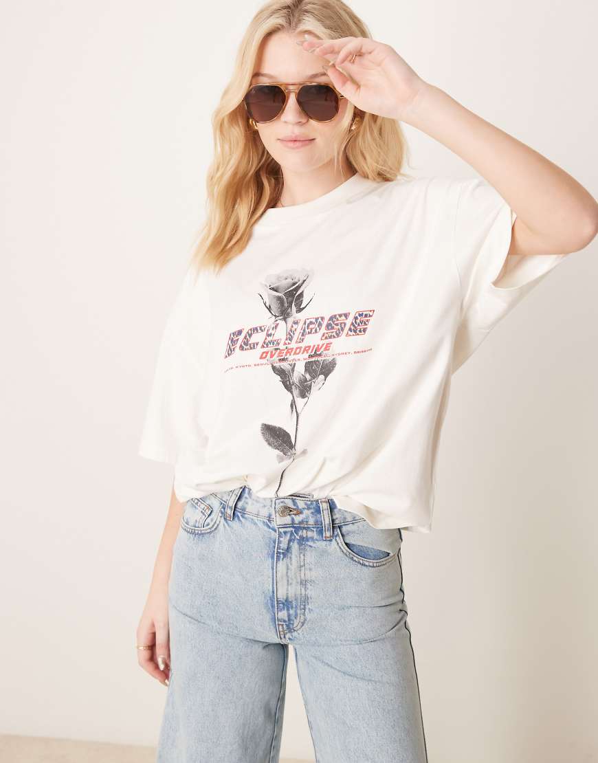 ASOS DESIGN - Oversize-T-Shirt mit Rosen-Grafik-Weiß von ASOS DESIGN