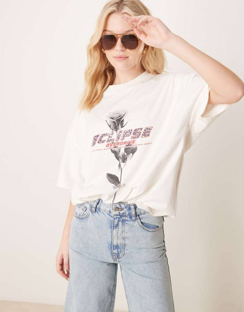 ASOS DESIGN - Oversize-T-Shirt mit Rosen-Grafik-Weiß von ASOS DESIGN