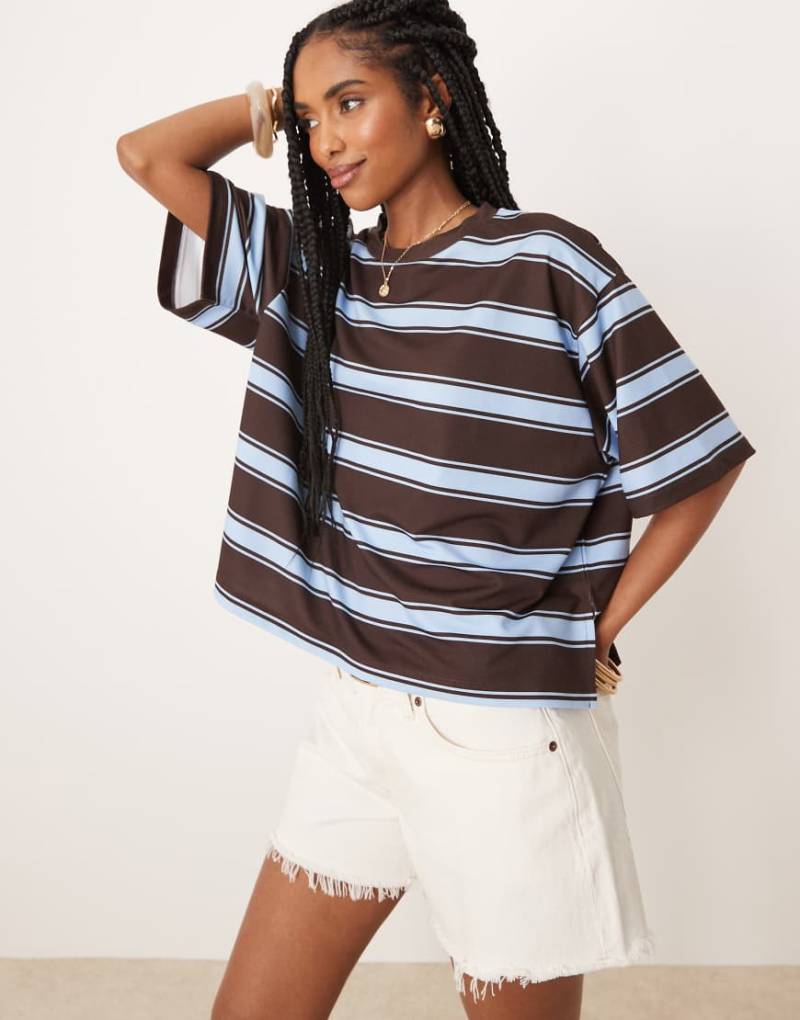 ASOS DESIGN - Oversize-T-Shirt mit Streifen in Babyblau und Schokobraun-Bunt von ASOS DESIGN