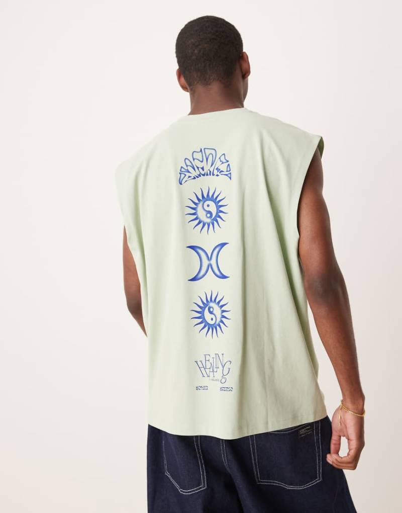 ASOS DESIGN - Oversize-Tanktop in Hellgrün mit Himmelskörper-Print von ASOS DESIGN