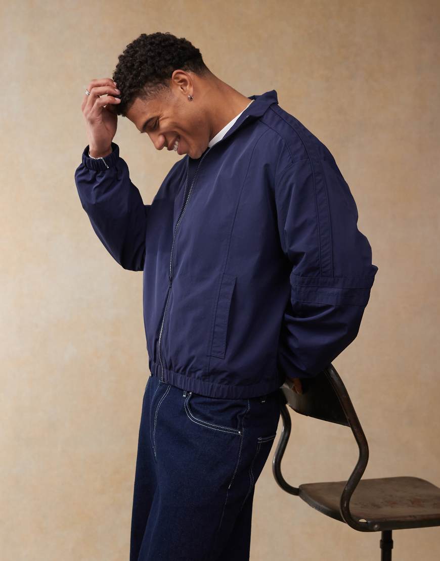 ASOS DESIGN - Oversize-Trainingsjacke in Marineblau, Kombiteil ASOS DESIGN - Oversize-Trainingsjacke in Marineblau, Kombiteil von ASOS DESIGN