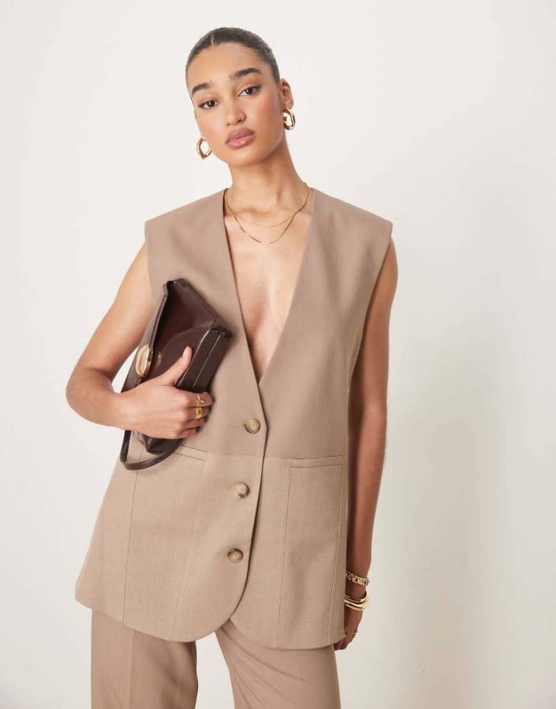 ASOS DESIGN - Oversize-Weste in Mokka, Kombiteil-Braun von ASOS DESIGN