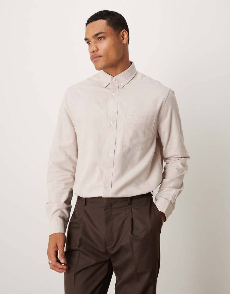 ASOS DESIGN - Oxford-Hemd in Steinbeige mit regulärem Schnitt-Neutral von ASOS DESIGN