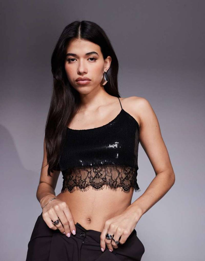 ASOS DESIGN - Pailletten-Camisole in Schwarz mit Spitzenborte von ASOS DESIGN