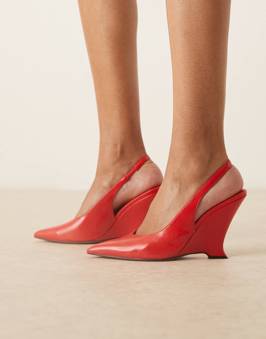 ASOS DESIGN - Palmer - Slingback-Schuhe in Rot mit Keilabsatz von ASOS DESIGN