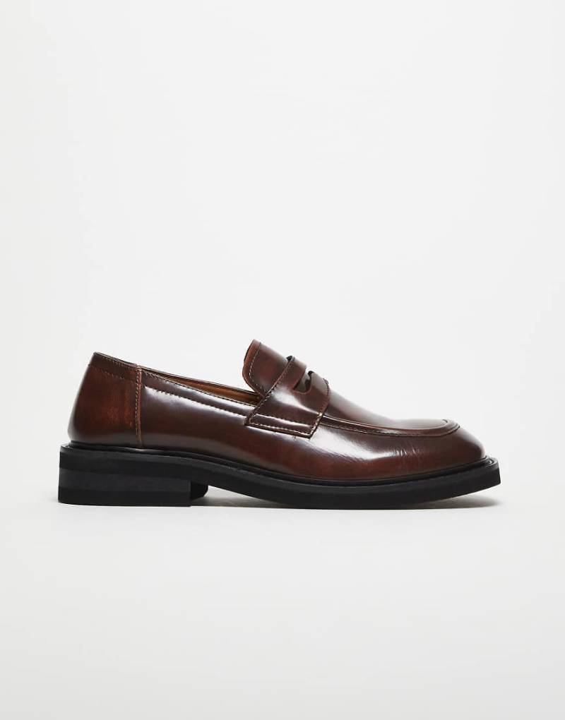 ASOS DESIGN - Penny-Loafer aus Leder in Hellbraun von ASOS DESIGN