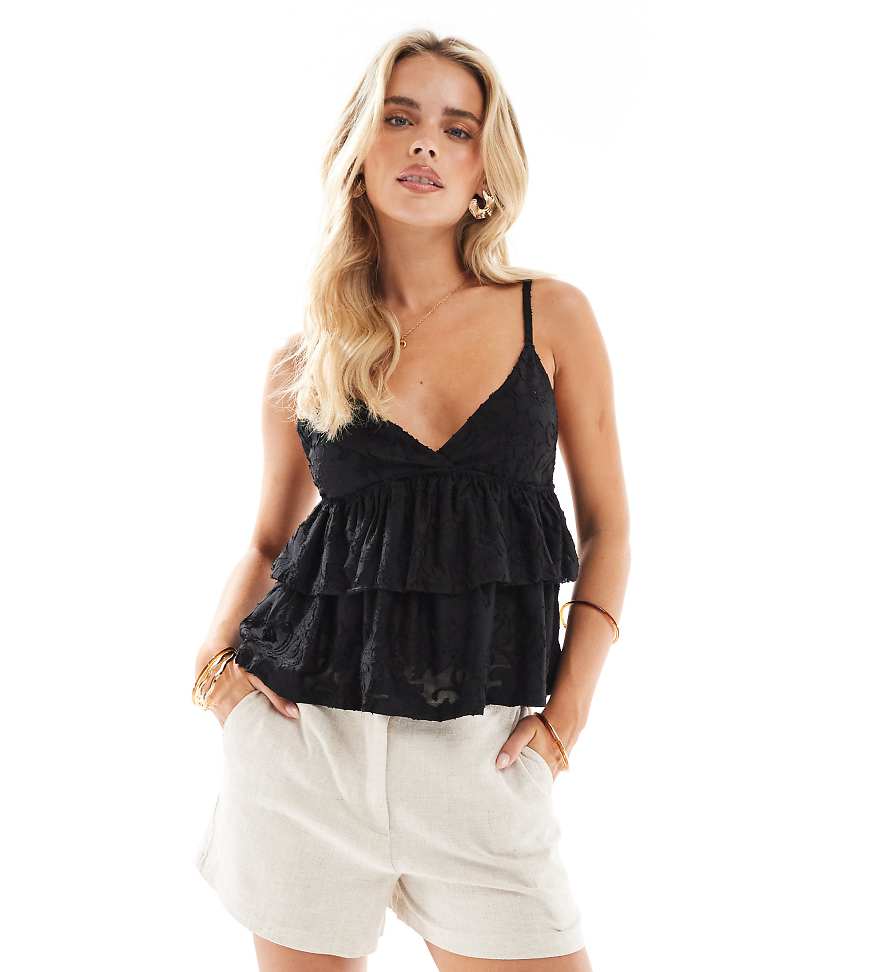 ASOS DESIGN Petite - Dad-Shorts in lockerer Passform in Natur mit Leinenanteil-Neutral von ASOS Petite