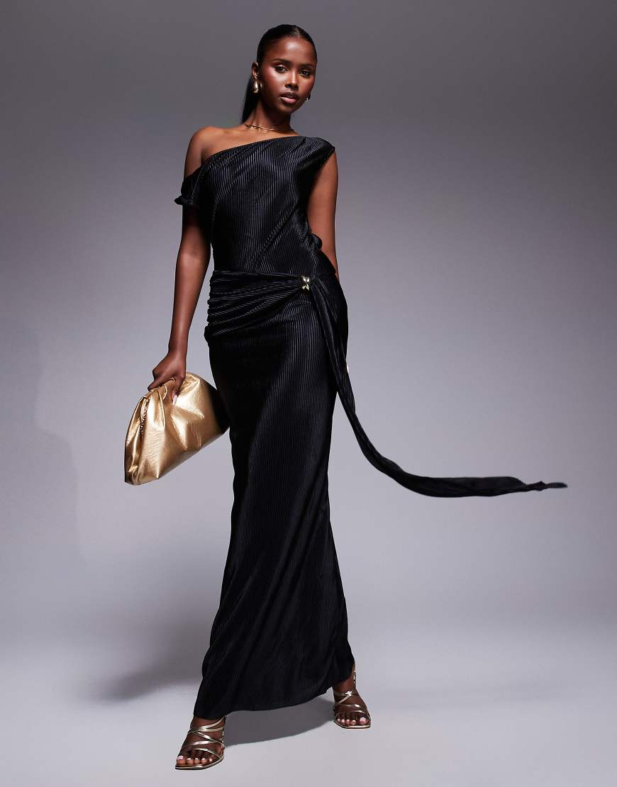 ASOS DESIGN - Plissee-Maxikleid in Schwarz mit verdrehter abfallender Schulterpartie und geraffter Drapierung ASOS DESIGN - Plissee-Maxikleid in Schwarz mit verdrehter abfallender Schulterpartie und geraffter Drapierung von ASOS DESIGN