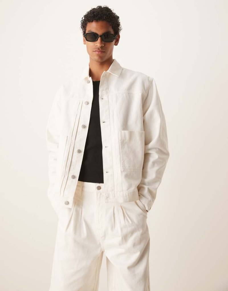 ASOS DESIGN - Plissierte Harrington-Jacke in Ecru, Kombiteil-Weiß von ASOS DESIGN