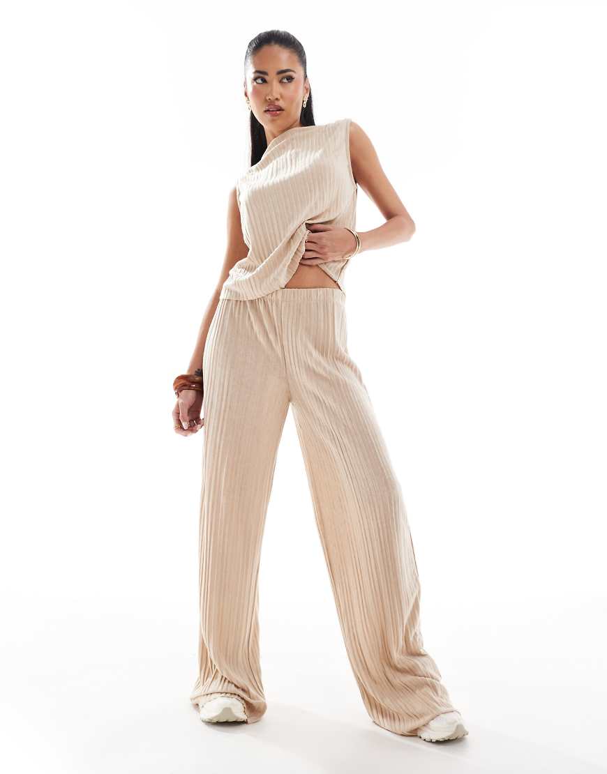 ASOS DESIGN - Plissierte Hose in Rosa mit weitem Bein und mittelhohem Bund, Kombiteil von ASOS DESIGN