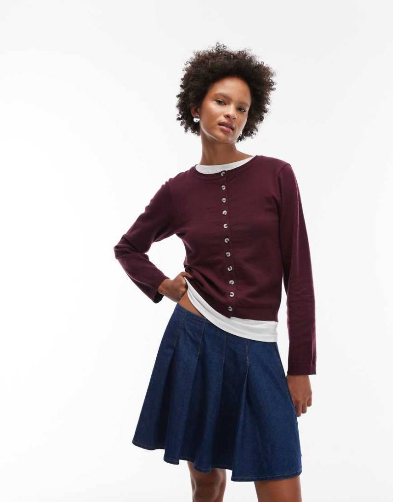 ASOS DESIGN - Plissierter Mini-Jeansrock in Indigoblau von ASOS DESIGN