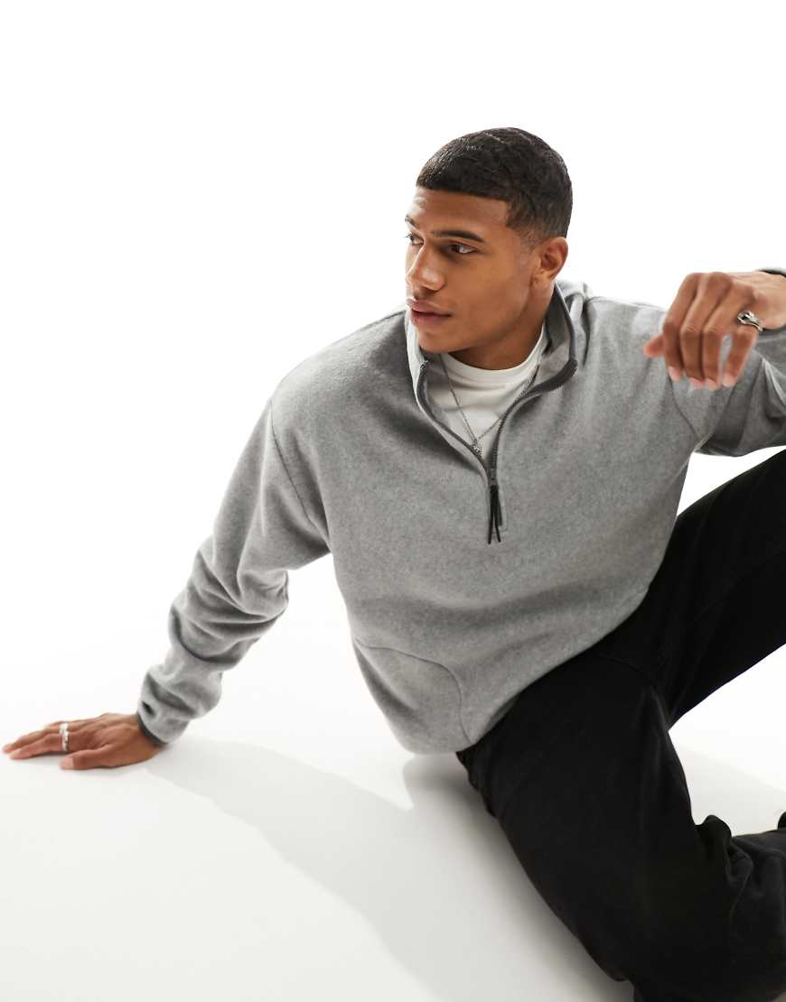 ASOS DESIGN - Polarfleece-Sweatshirt in Grau mit kurzem Reißverschluss und Oversize-Schnitt von ASOS DESIGN