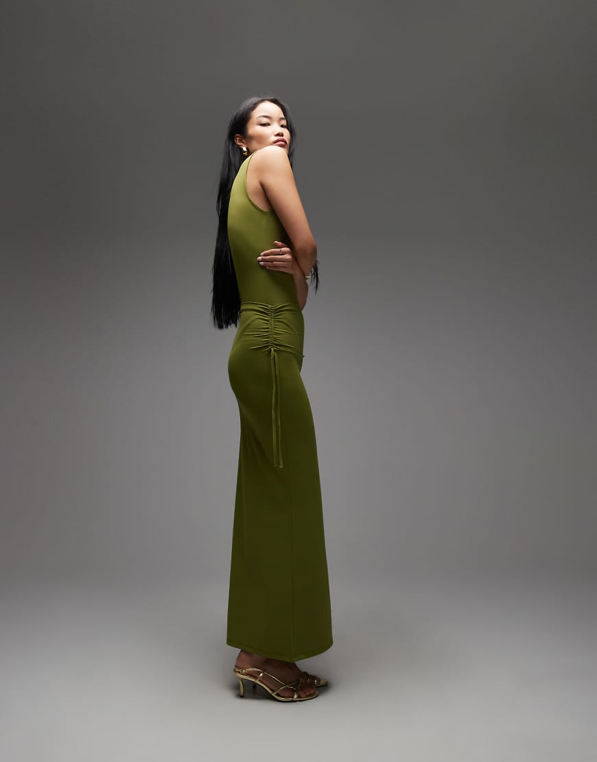 ASOS DESIGN - Polyamid-Maxirock in Grün mit geraffter Taille mit Bindedetail, Kombiteil ASOS DESIGN - Polyamid-Maxirock in Grün mit geraffter Taille mit Bindedetail, Kombiteil von ASOS DESIGN