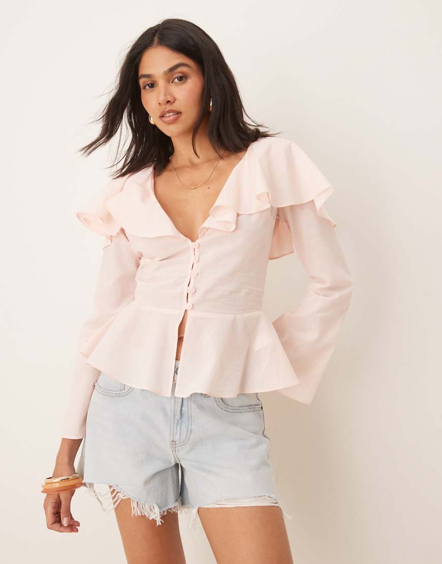 ASOS DESIGN - Prärie-Bluse in Hellrosa mit Rüschenausschnitt von ASOS DESIGN