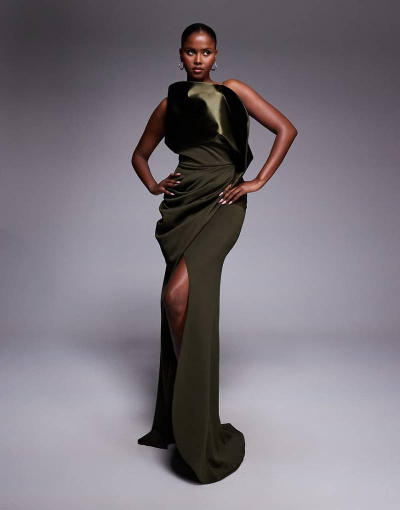 ASOS DESIGN - Premium - Glamouröses Maxikleid in Khaki mit hohem Beinschlitz-Grün von ASOS DESIGN