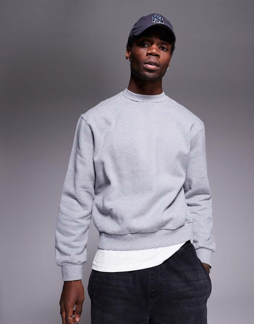 ASOS DESIGN - Premium - Kastiges Oversize-Sweatshirt in meliertem Grau aus schwerem Material, 400 g/m² ASOS DESIGN - Premium - Kastiges Oversize-Sweatshirt in meliertem Grau aus schwerem Material, 400 g/m² von ASOS DESIGN