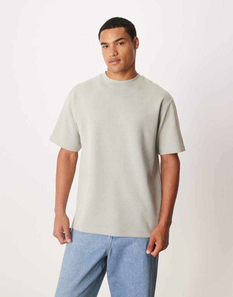ASOS DESIGN - Premium - Relaxed-Fit-T-Shirt in Hellgrün aus Interlock-Jersey von ASOS DESIGN