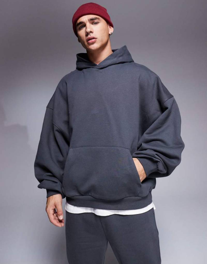 ASOS DESIGN - Premium - Schwerer Kapuzenpullover in verwaschenem Schwarz mit extremer Oversize-Passform, 400 g/m²-Grau von ASOS DESIGN