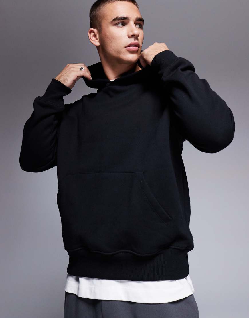 ASOS DESIGN - Premium - Schwerer Oversize-Kapuzenpullover in Schwarz, 400 g/m² ASOS DESIGN - Premium - Schwerer Oversize-Kapuzenpullover in Schwarz, 400 g/m² von ASOS DESIGN
