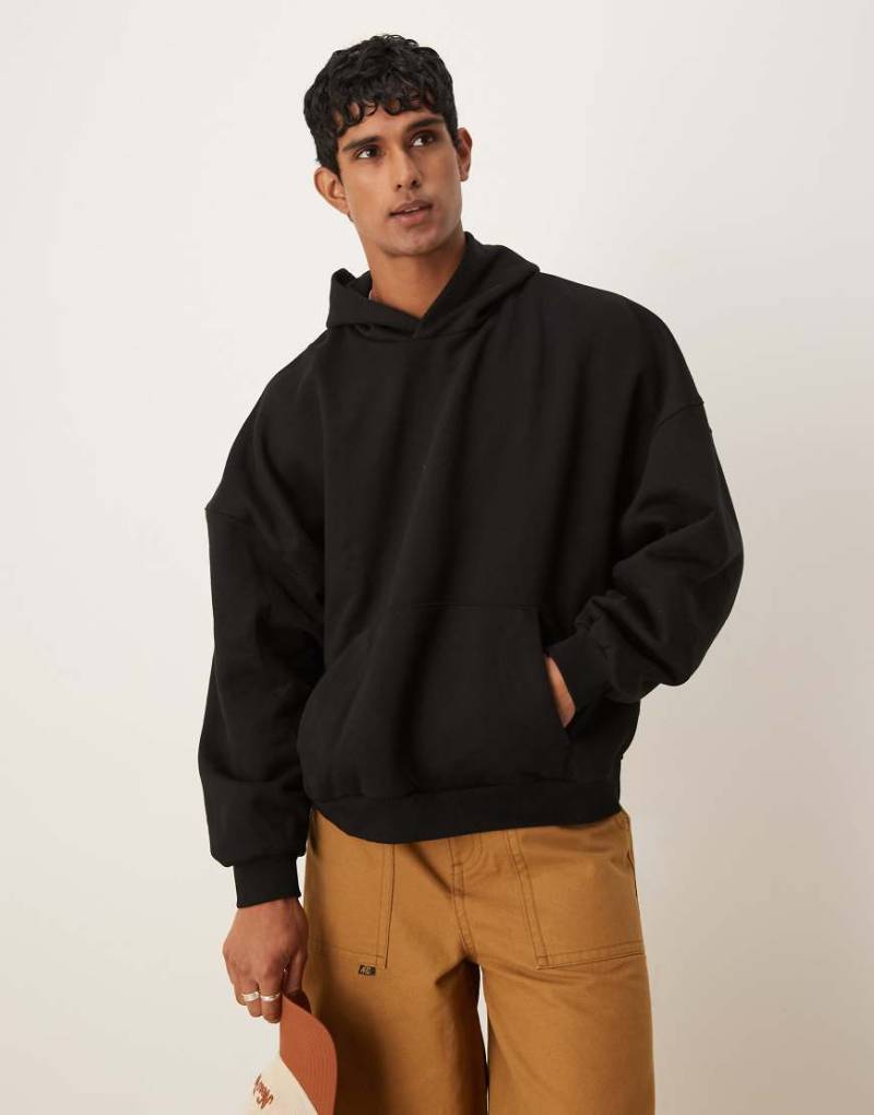 ASOS DESIGN - Premium - Schwerer Oversize-Kapuzenpullover in Schwarz, 400 g/m² von ASOS DESIGN