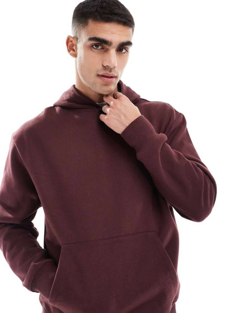 ASOS DESIGN - Premium - Schwerer Oversize-Kapuzenpullover in Weinrot, 400 g/m²-Braun von ASOS DESIGN