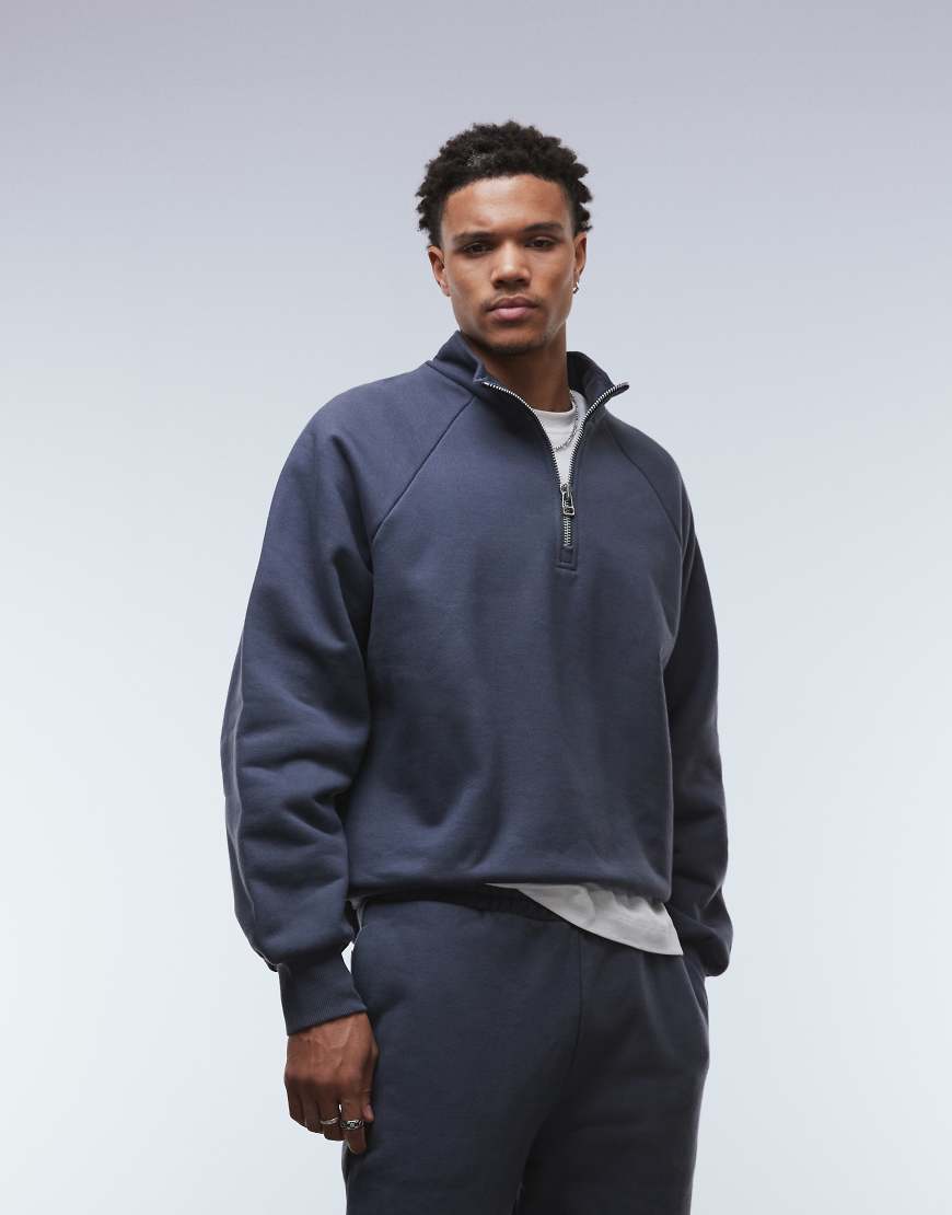 ASOS DESIGN - Premium - Schweres Oversize-Sweatshirt in Marineblau mit kurzem Reißverschluss, 650 g/m² von ASOS DESIGN