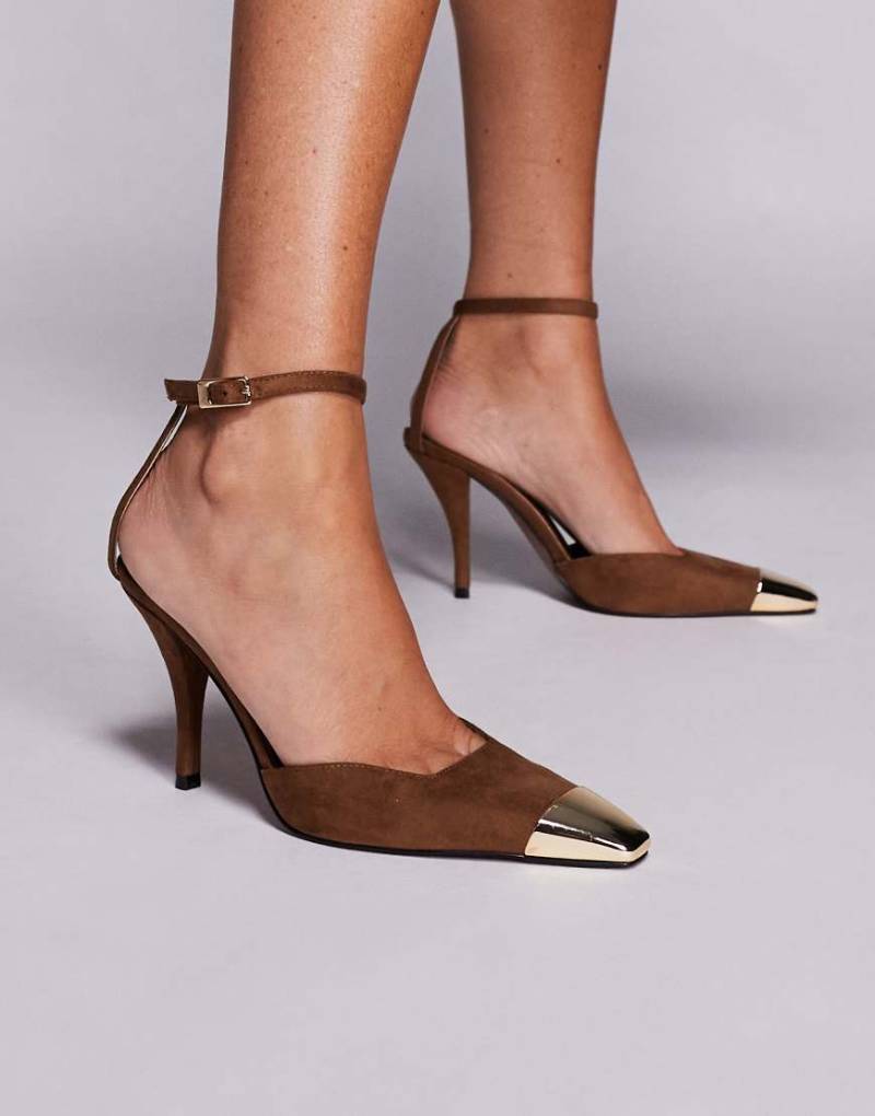 ASOS DESIGN - Pride - High Heels in Mokka-Elchbraun aus Wildlederimitat mit Zehenkappe-Brown von ASOS DESIGN