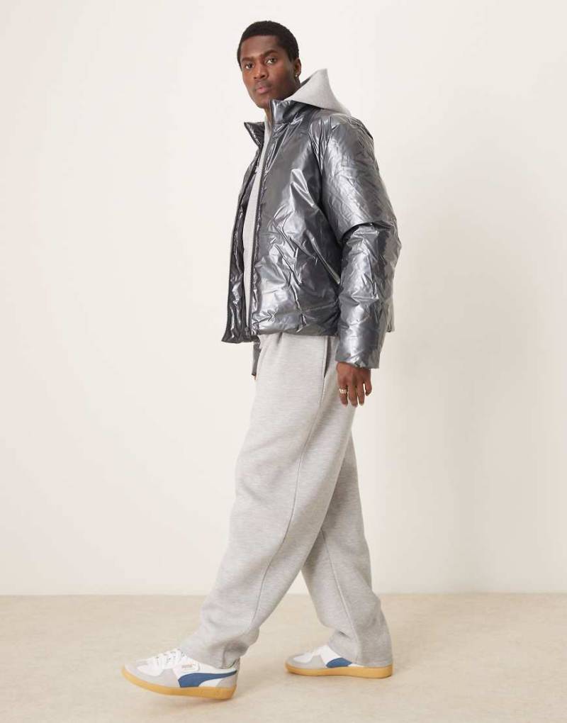 ASOS DESIGN - Pufferjacke in Metallic-Grau-Schwarz von ASOS DESIGN