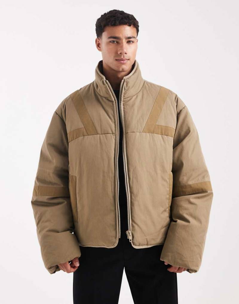 ASOS DESIGN - Pufferjacke in Steinbeige-Grün von ASOS DESIGN