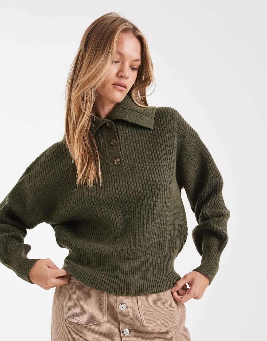ASOS DESIGN - Pullover aus Fischer-Rippstrick in Khaki mit Matrosenkragen-Grün von ASOS DESIGN