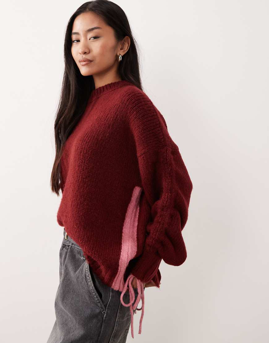 ASOS DESIGN - Pullover in Burgunderrot mit Rundhalsausschnitt und gerafften Ärmeln von ASOS DESIGN