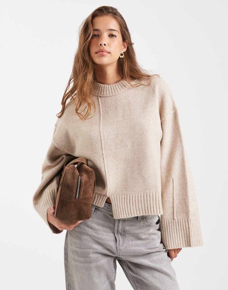 ASOS DESIGN - Pullover in Roggen-Beige mit Rundhalsausschnitt, Nahtdetail vorne und gestepptem Saum-Neutral von ASOS DESIGN