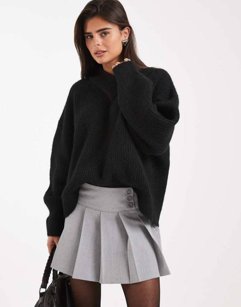 ASOS DESIGN - Pullover in Schwarz mit V-Ausschnitt von ASOS DESIGN