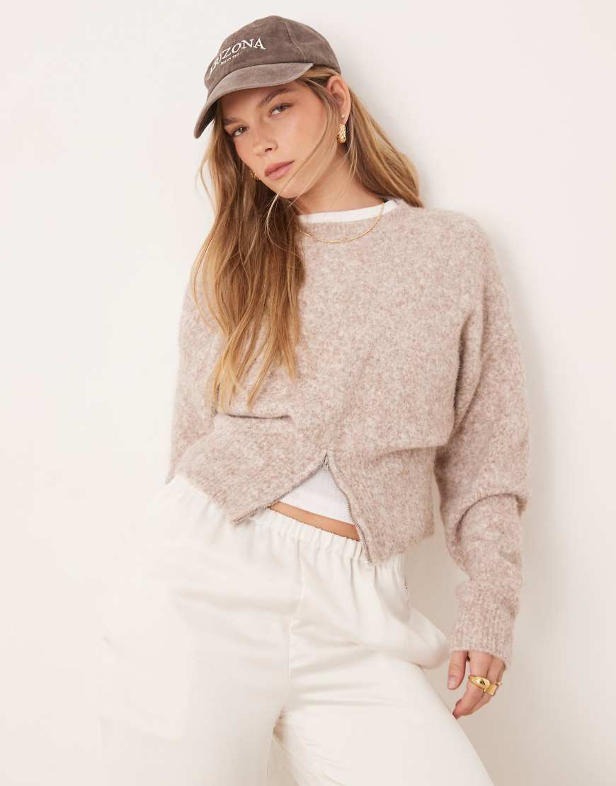 ASOS DESIGN - Pullover in Taupe mit Rundhalsausschnitt und geripptem Saum mit Reißverschluss-Neutral von ASOS DESIGN