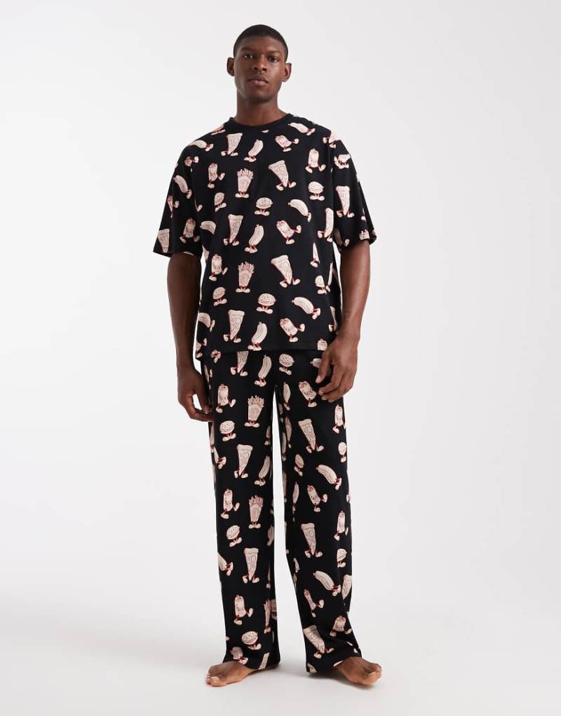 ASOS DESIGN - Pyjama in Schwarz mit Food-Printmuster-Grau ASOS DESIGN - Pyjama in Schwarz mit Food-Printmuster-Grau von ASOS DESIGN