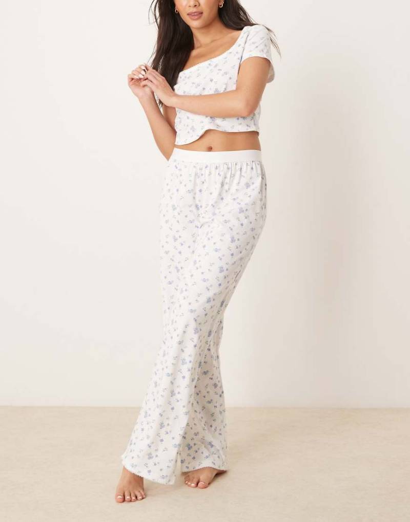 ASOS DESIGN - Mix & Match - Pyjama-Hose mit freiliegendem Bund, Picot-Besatz und Blümchenmuster-Weiß von ASOS DESIGN