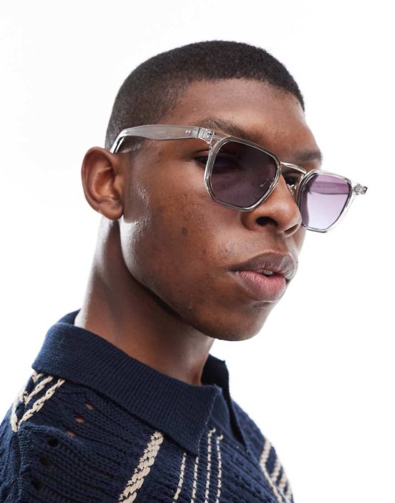 ASOS DESIGN - Rechteckige Sonnenbrille mit Gestell aus transparentem Grau und getönten Ombré-Gläsern in Lila-Blau von ASOS DESIGN