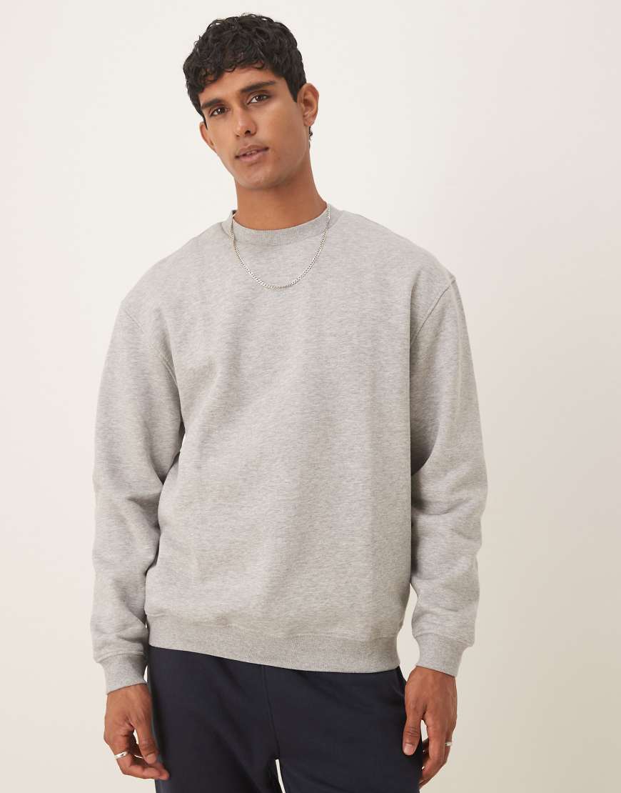 ASOS DESIGN - Relaxed Fit Basic-Sweatshirt in meliertem Grau von ASOS DESIGN